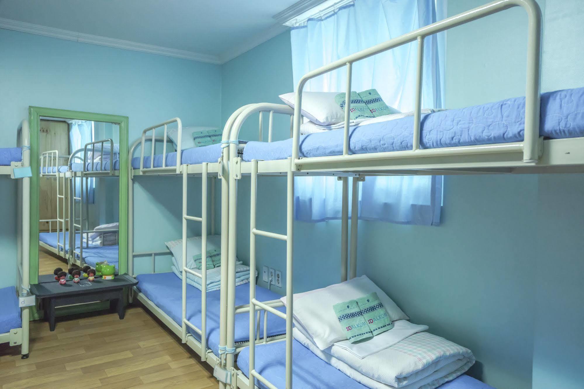 סיאול Dalkom Myeongdong Guesthouse מראה חיצוני תמונה